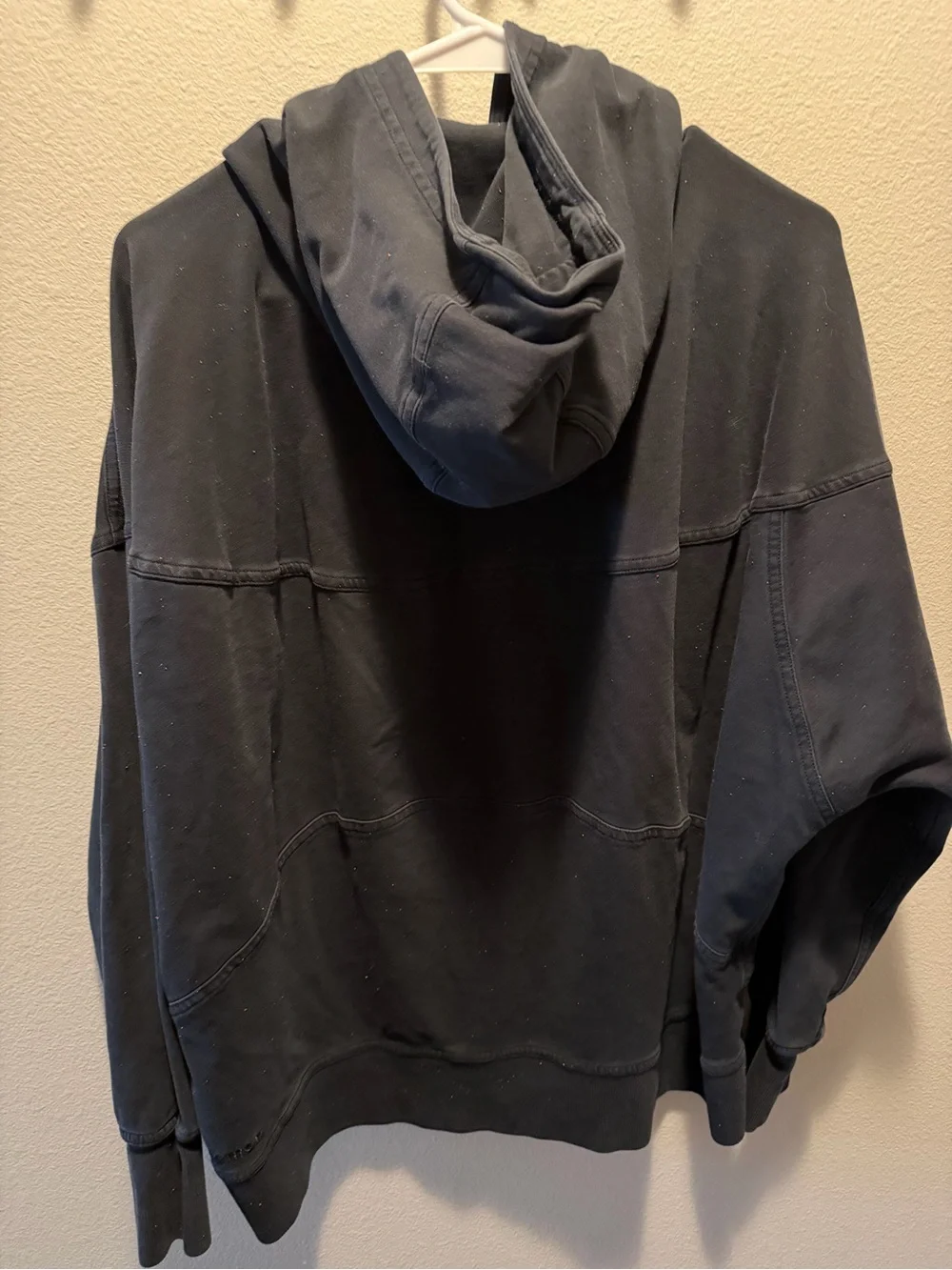 Lululemon back in action hoodie LA